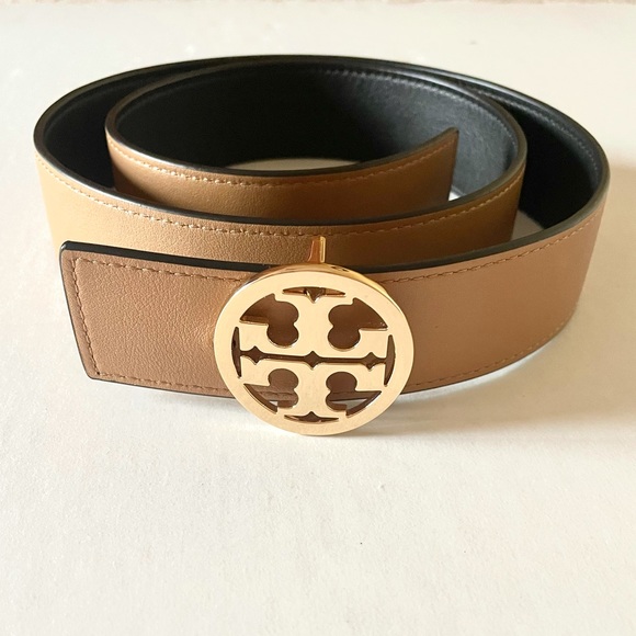 Tory Burch Accessories - New Tory Burch Reversible Black & Tan Belt